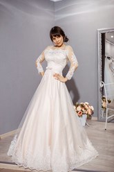 свадебное платье с рукавом