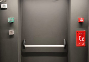 Фото компании  Завод «Сталл-Doors» 2