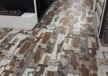ламинат, паркет, модульный паркет, паркет елка, пробковый пол, плинтус, подложка, порог, инженерная доска, массивная доска