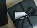 Угольно-чёрная матовая подарочная бумага и классическая репсовая лента. В нашей мастерской много интересного )