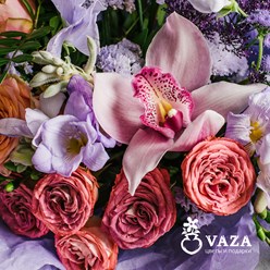 Фото компании ИП Цветочный салон "VAZA" 4