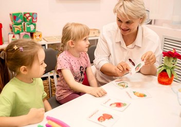 Фото компании ИП Детский развивающий центр "Буквоежка" 2