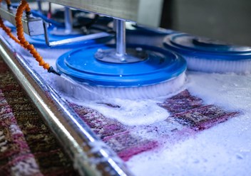 Фото компании  Химчистка ковров MIGOM 1