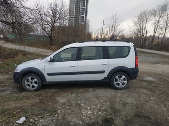 Лада Ларгус заказ такси грузовое и пассажирское