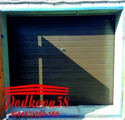Установка гаражных секционных ворот, производства DoorHan. Управление - потолочный эл/привод SE-800PRO. Цвет - Шоколад.