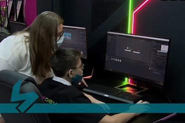 ИНТЕРЬЕР МЕЧТЫ ДЛЯ ГЕЙМ-ДИЗАЙНЕРОВ: как обычная комната стала центром креативности
Подробнее https://vk.com/brendmedia_72?w=wall-228156506_484