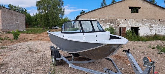 Алюминиевая лодка Lord River 46