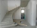 Спиральная монолитная лестница по индивидуальному проекту