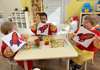 Фото компании  "Крошка гений" 1