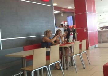 Фото компании  KFC, ресторан быстрого питания 1