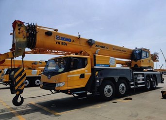 Автокран 80т