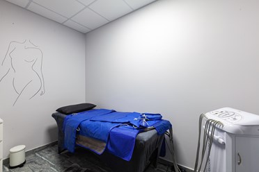 Фото компании  Efenduchi Beauty Lounge 9