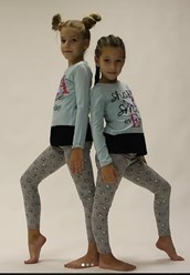 Дети в одежде от Мишуми