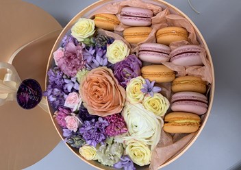 Фото компании ИП Flowers Rossa Цветы & Подарки 4