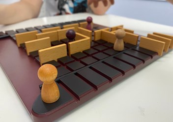 В большинство игр из нашего ассортимента вы можете поиграть на игротеках.