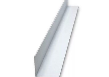 уголок белый