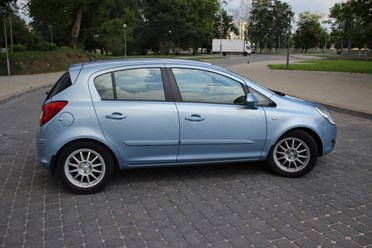 Opel Corsa, 2007г., МКПП, бензин 1,4