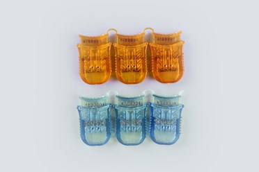 Контрольная номерная пломба Гарпун, устанавливается пр помощи проволоки.