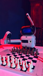 Робот шахматист