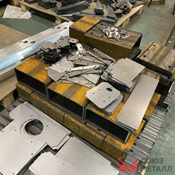 Лазерная резка и гибка металла.