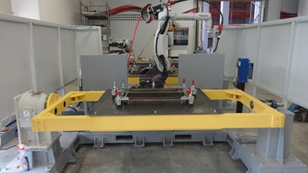 Роботизированный сварочный комплекс на базе робота  Panasonic