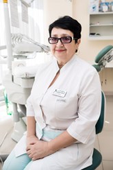 Врач стоматолог-терапевт Волокитина Надежда Ивановна