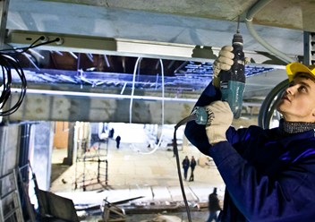 Электромонтаж в офисе