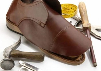 Фото компании ООО Мастерская по ремонту обуви 1