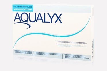Aqualyx является инновационным веществом, которое воздействует на жиры, разрушает их и выводит лишние отложения из организма.