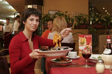 Фото компании  IL Патио, сеть семейных итальянских ресторанов 4