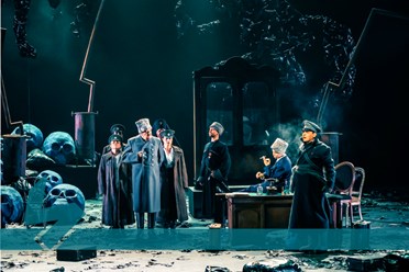 КЕЙС: СПЕКТАКЛЬ «БЕГ» Тюменского драматического театра.  Подробнее: https://vk.com/brendmedia_72?w=wall-228156506_963