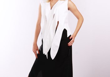 Дизайнерская блузка из 100% хлопка, спроектированная дизайнером по авторской методике.
