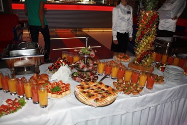 Фото компании  Восток-Запад, ресторан-пиццерия 19