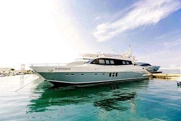Фото компании ООО Служба аренды яхт  YACHT RENTAL SERVICE. 16
