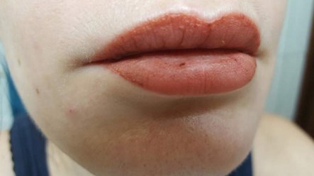 Ваша Светлана Яковенко
#нюдовыегубкиОренбург #липлайтгубыоренбург