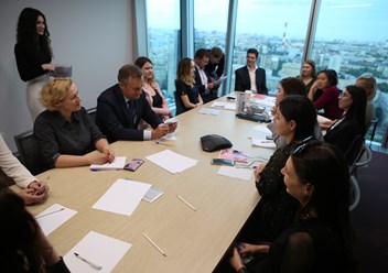 Фото занятий в офисе 3