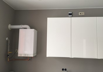 Котел Viessmann на кухне в коттедже