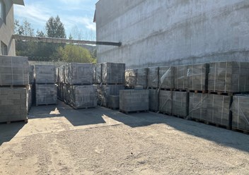 Шлакоблок полнотелый, пустотелый