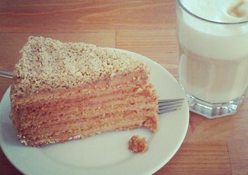 Фото компании  Итальянский дворик, кофейня 4