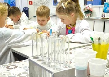 Грызем гранит науки