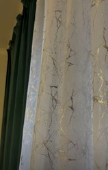 Тюль лён высота 280см, 
цена 190 руб. метр
Отлично подойдёт для гостиной и легко впишется в любой интерьер. Лёгкий блеск и аккуратный узор создают эффект чистого и мягкого сияния