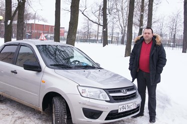 Преподаватель теории, инструктор Александр Алексеевич