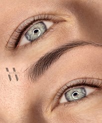 Многие бояться, что "межресничка" утяжелит взгляд, но выполняя её коричневым пигментом(краской) вы получаете эффект густых ресниц, который придает выразительность взгляду.