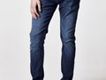 Джинсы COMFORT SLIM
Зауженные книзу. Плотная эластичная ткань, очень мягкая и комфортная. При этом
имеет класcическую денимную структуру. В состав добавлено 15% полиэс