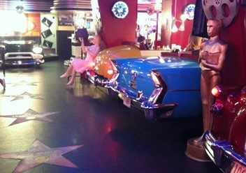 Фото компании  Beverly Hills Diner, сеть ресторанов 3