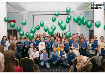 Торжественное вручение Кембриджских сертификатов школьникам