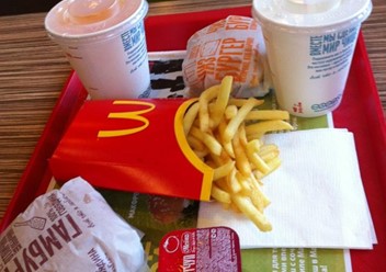 Фото компании  McDonald&#x60;s, сеть ресторанов быстрого обслуживания 4
