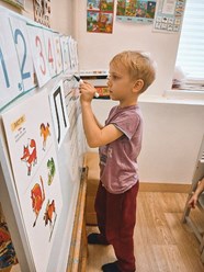 Фото компании  Детский центр Клевер 46