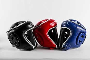 Боксерский Шлем AML С Закрытым Верхом  цена 2490 руб.