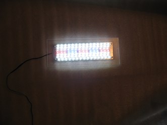 Светодиодный аквариумный светильник  для аквариума 10 литров.